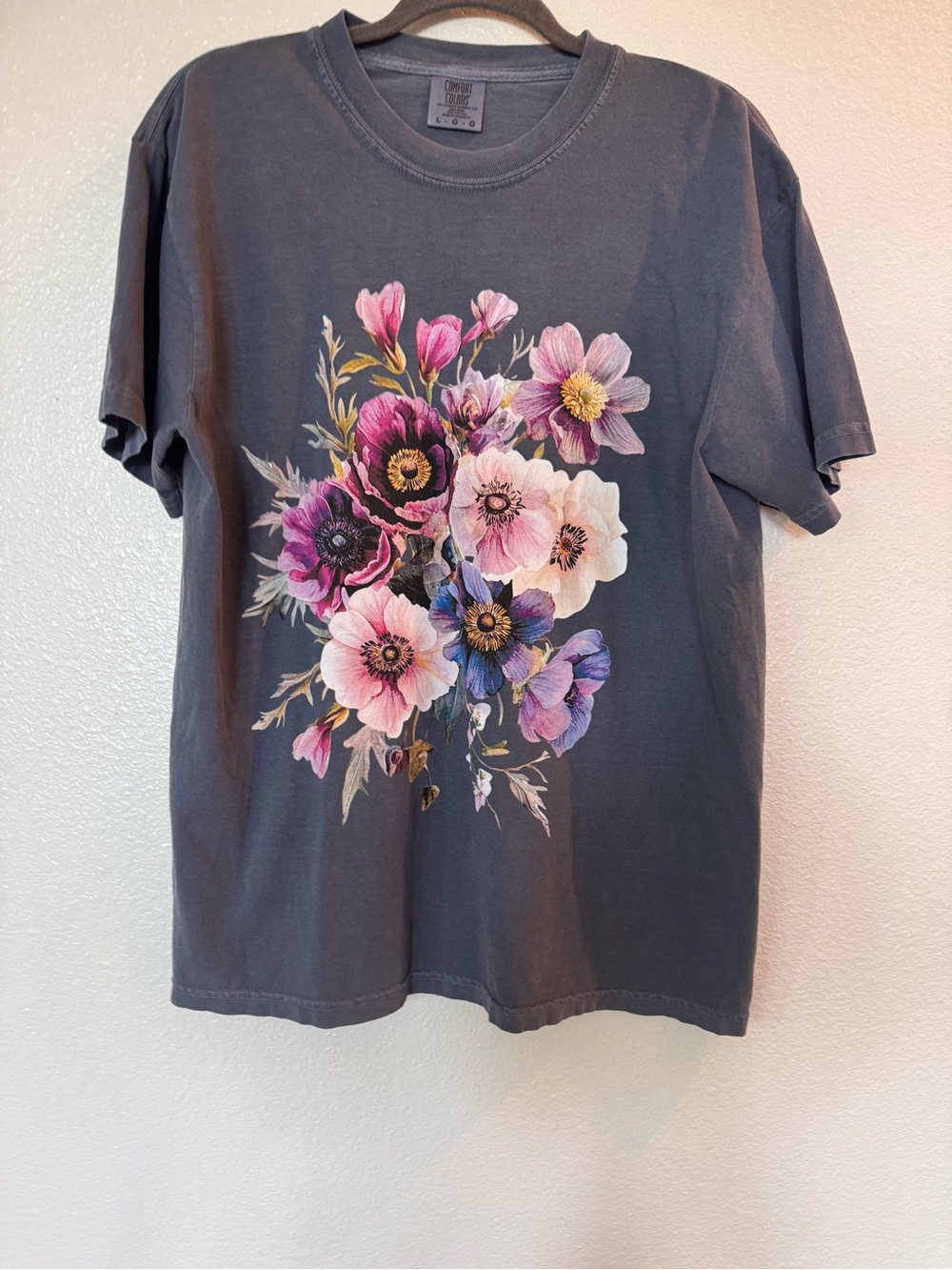 Comfort Colors Women’s L Floral T-Shirt 100% Cotton Oversized Comfort Lounge
